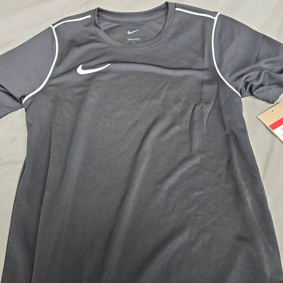 NIKE TEE SIZE KIDS L 