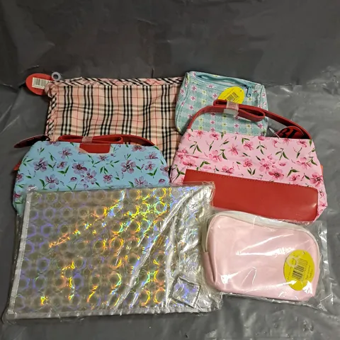 BOX OF APPROX 200 ASSORTED BAGS UNLIMITED POUCHES AND BAGS IN VARIOUS COLOURS AND STYLES