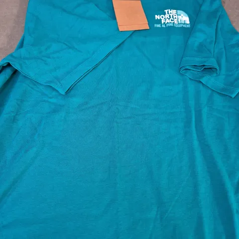 THE NORTH FACE T-SHIRT IN BLUE SIZE MEDIUM