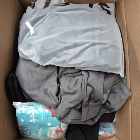 LARGE BOX OF ASSORTED CLOTHING ITEMS IN VARIOUS SIZES, STYLES AND COLOUR 