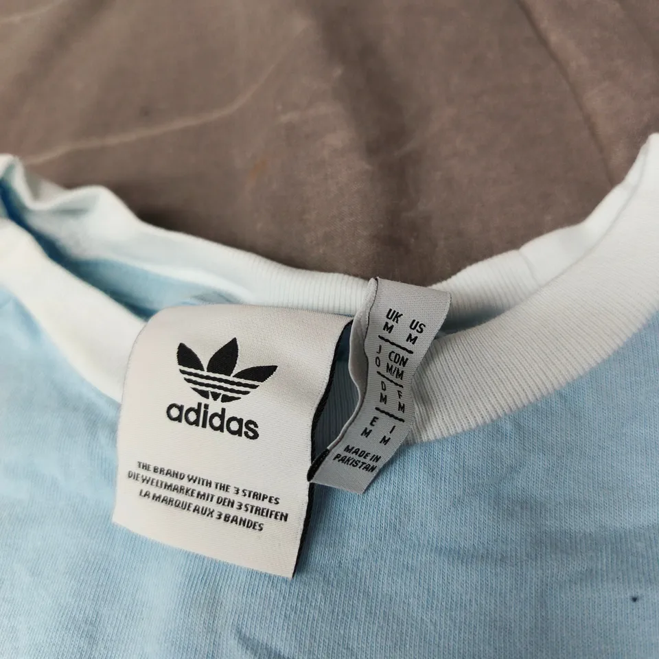 ADIDAS T-SHIRT – LIGHT BLUE, UK M (US M)