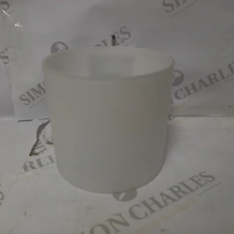 WALL MOUNTED LIGHT FIXTURE