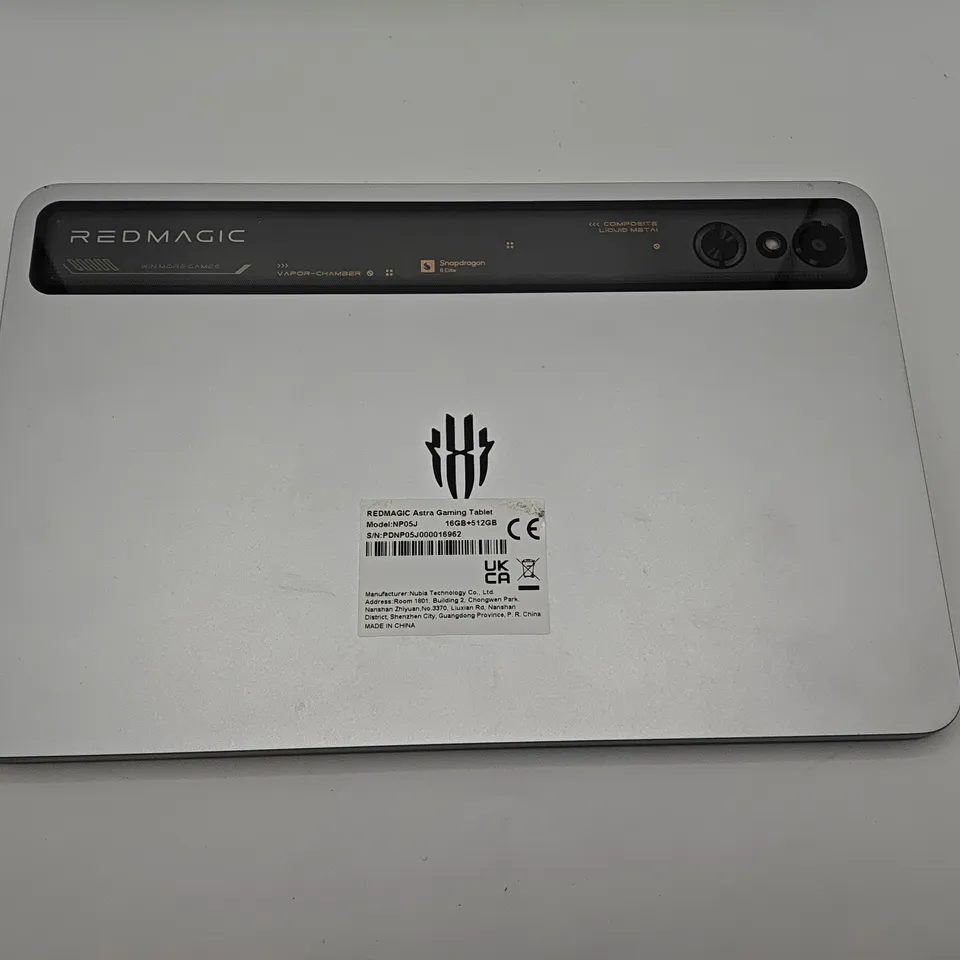 BOXED REDMAGIC ASTRA GAMING TABLET IN STAR FROST - NP05J
