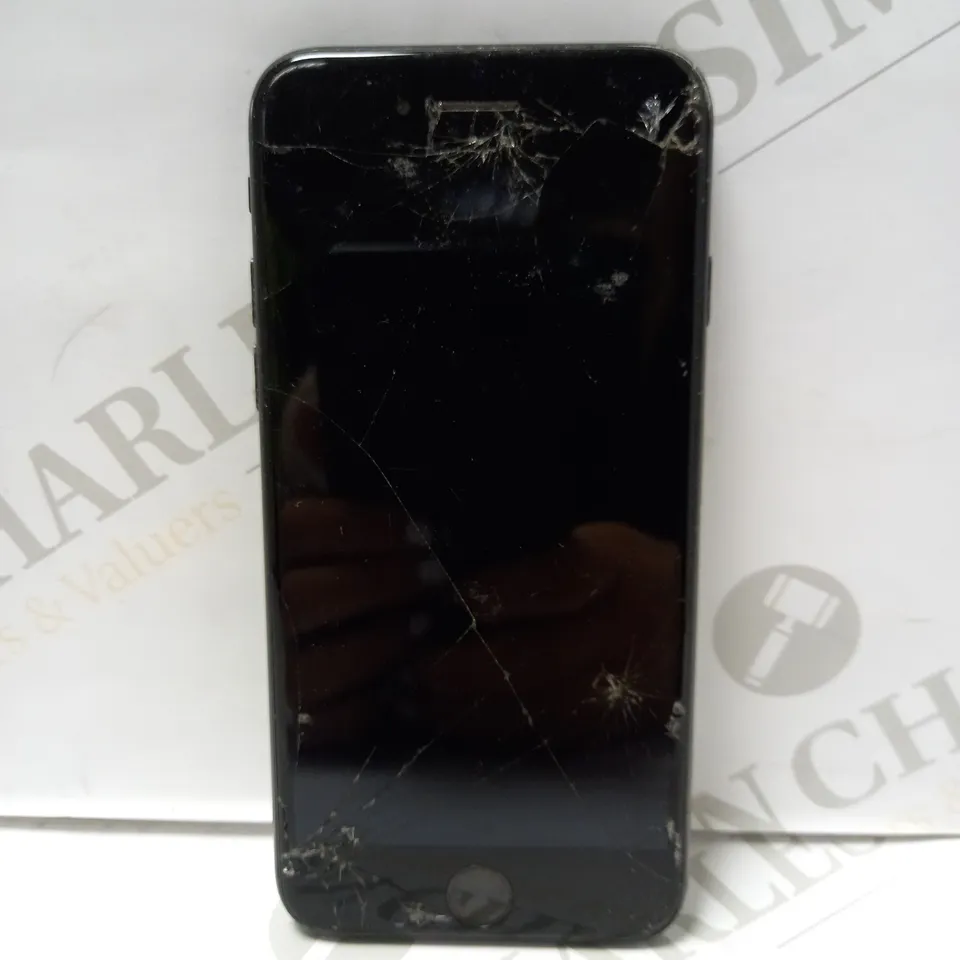 APPLE IPHONE 7 A1778 - BLACK 