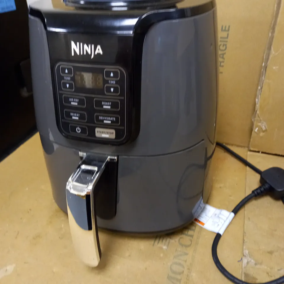 NINJA 3.8L AIR FRYER 