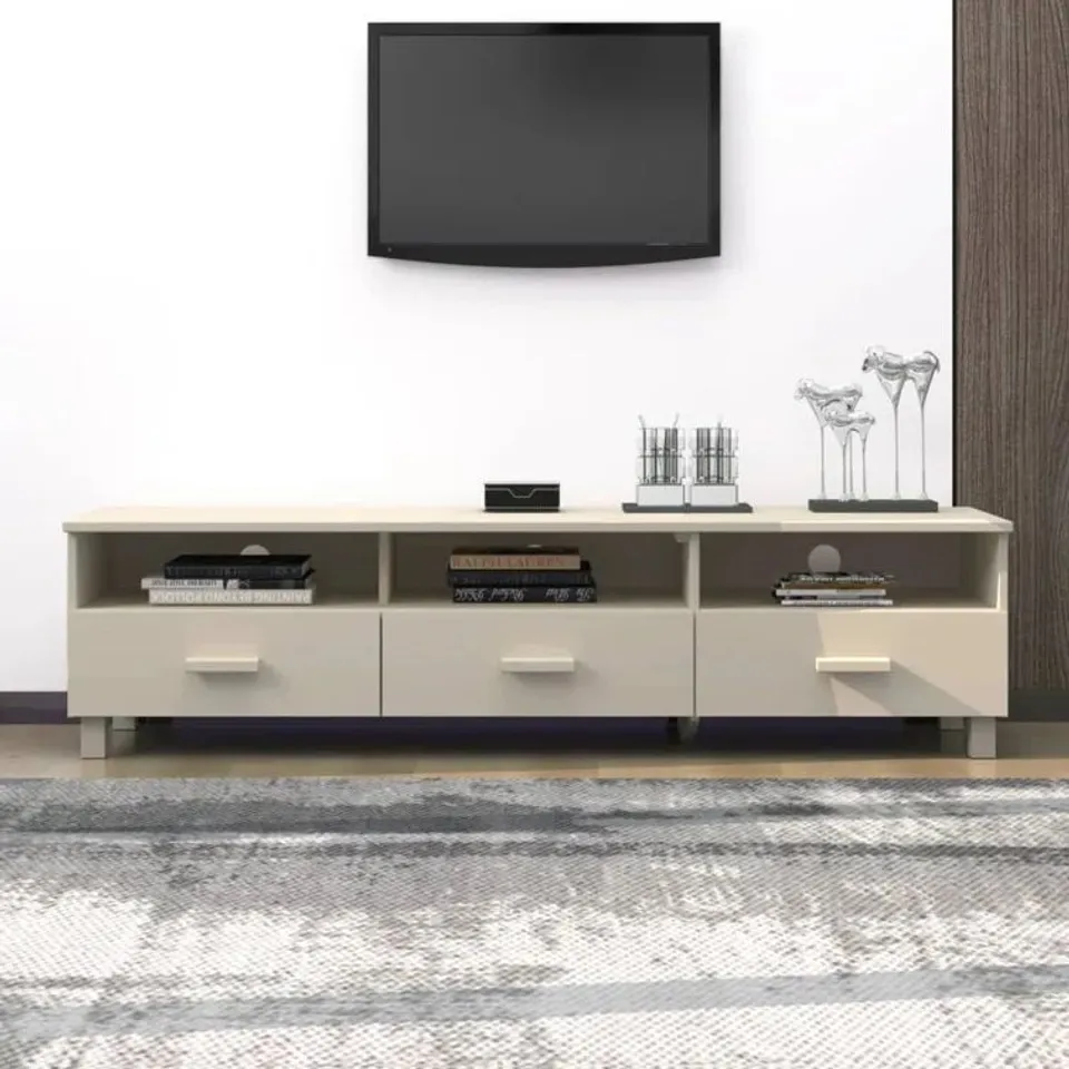 BOXED HAYAA SOLID WOOD TV STAND