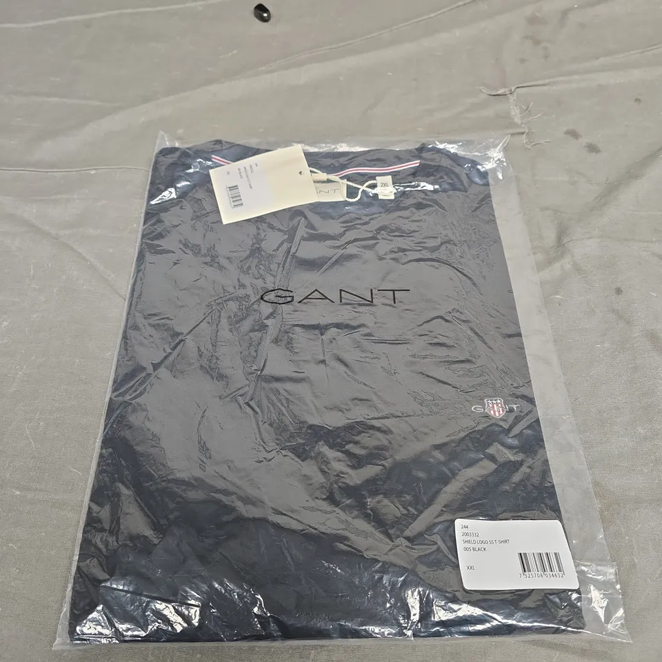 BAGGED GANT SHIELD LOGO SS TEE - SIZE XXL
