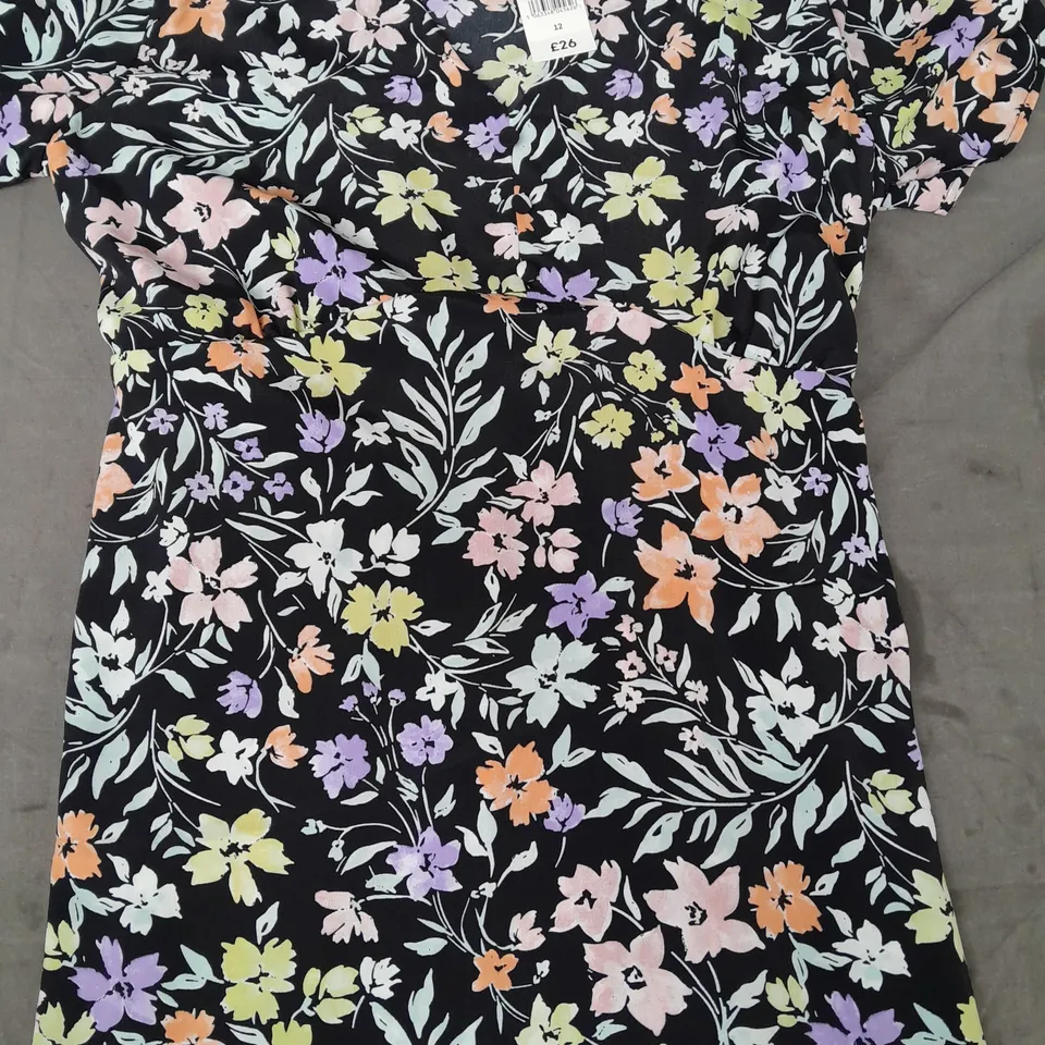 BONMARCHÉ DRESS IN MULTICOLOUR SIZE 12