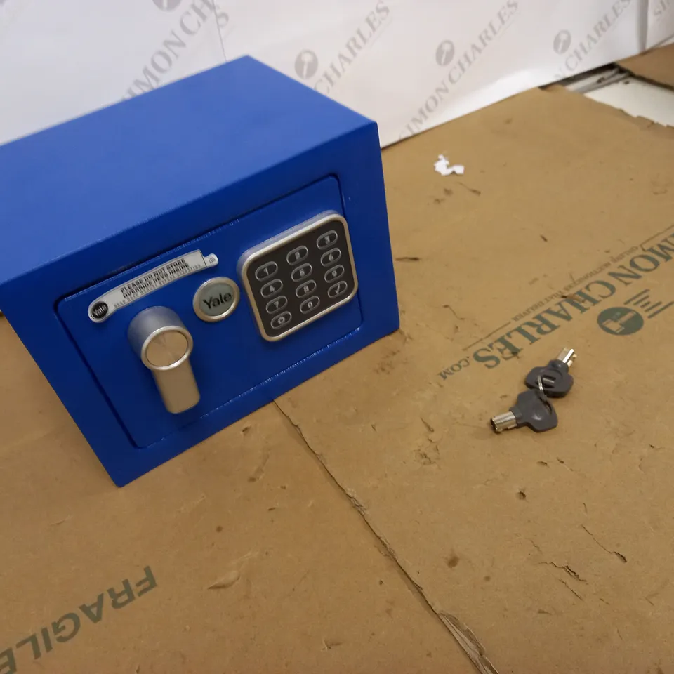 YALE ELECTRONIC SAFE MINI