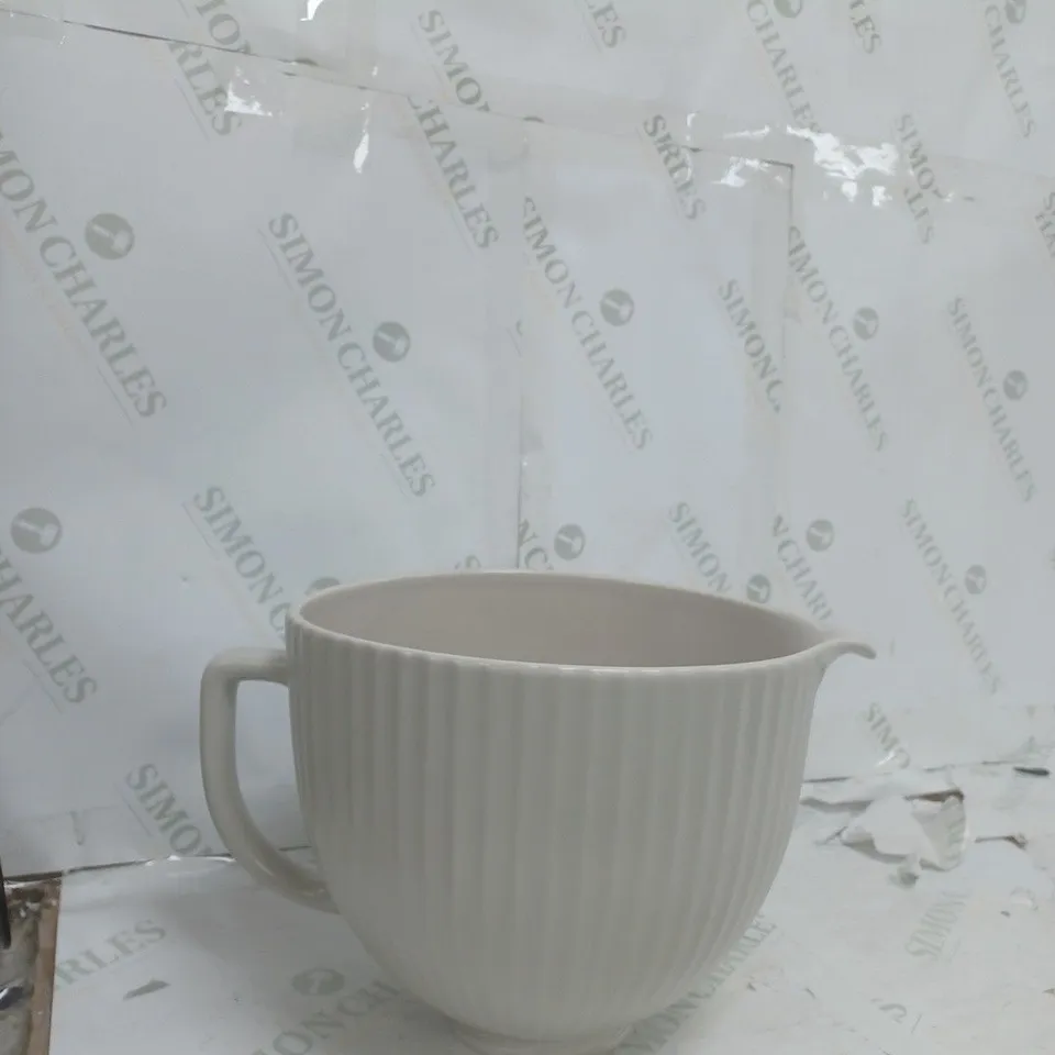 KITCHEN AID CERAMIC BOWL MIXER ACCESSORY