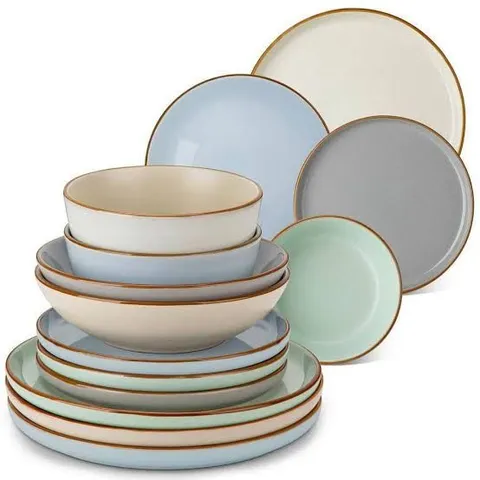 BOXED 16 PIECE PORCELAIN CHINA
DINNERWARE SET - SERVICE FOR 4