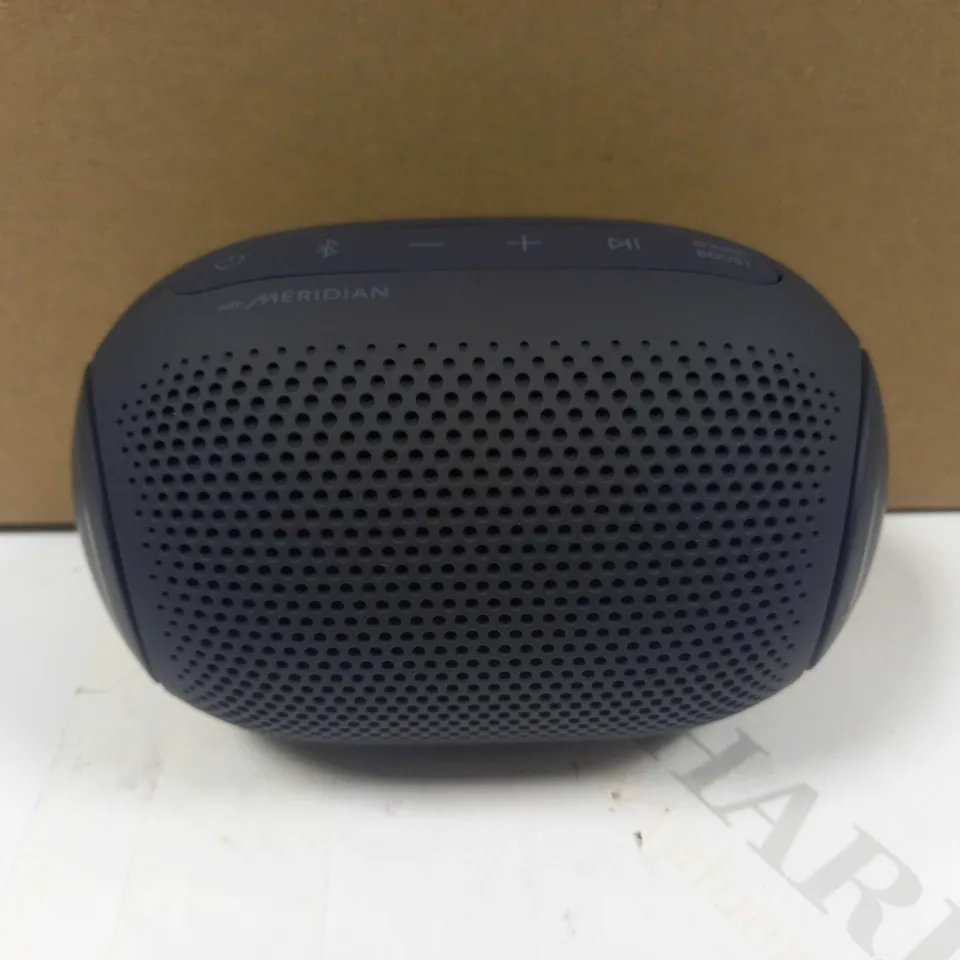 LG XBOOM GO PL2 PORTABLE BLUETOOTH SPEAKER WITH MERIDIAN TECHNOLOGY RRP £170