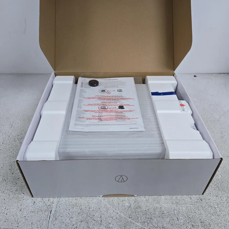 AUDIO-TECHNICA AT‑LP60XBT TURNTABLE – BOXED