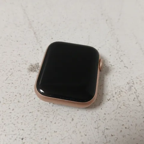 APPLE WATCH SERIES 6 40MM GPS ALUMINIUM GOLD