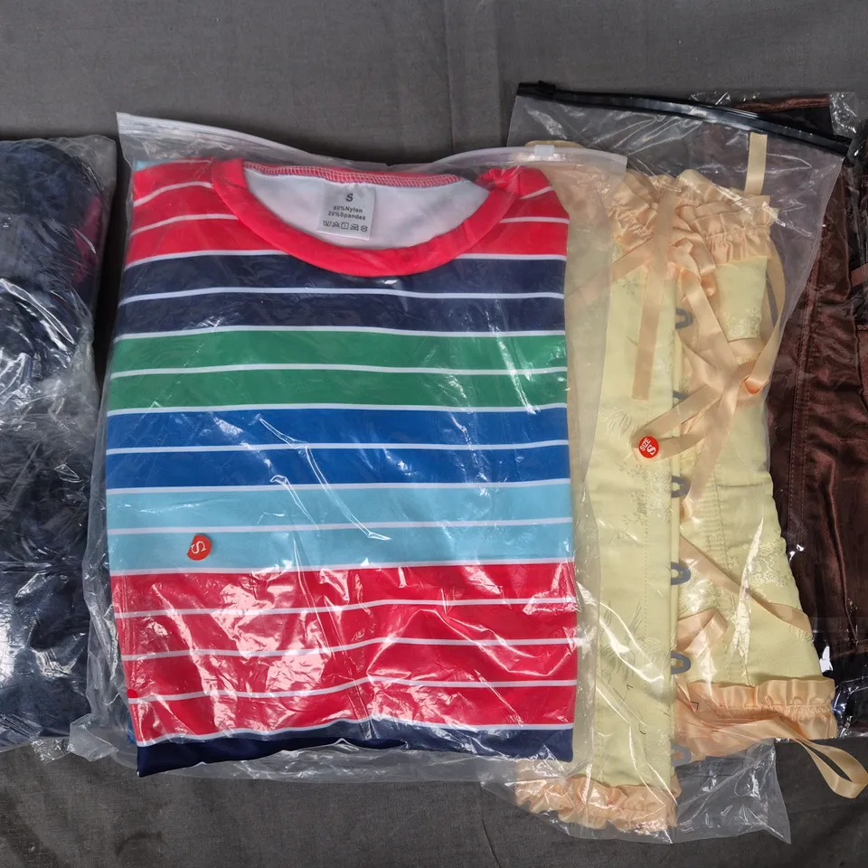 BOX OF APPROXIMATELY 20 ASSORTED CLOTHING AND FASHION ITEMS IN VARIOUS STYLES, SIZES, AND COLOURS - COLLECTION ONLY