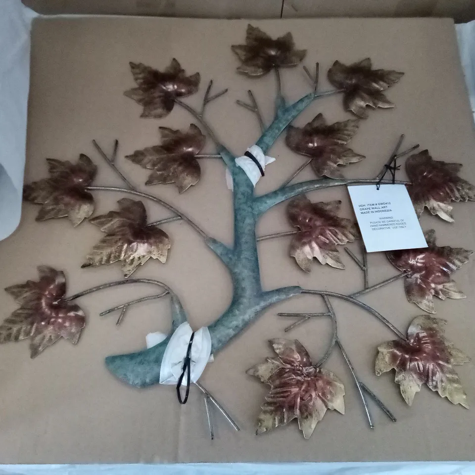 BOX CONTAINING 6 BRAND NEW GRAPE WALL ART