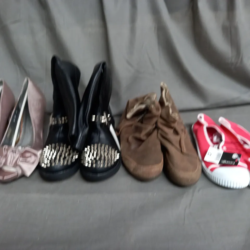 LARGE QUANTITY OF ASSORTED WOMENS SHOES IN VARIOUS SIZES, COLOURS AND STYLES