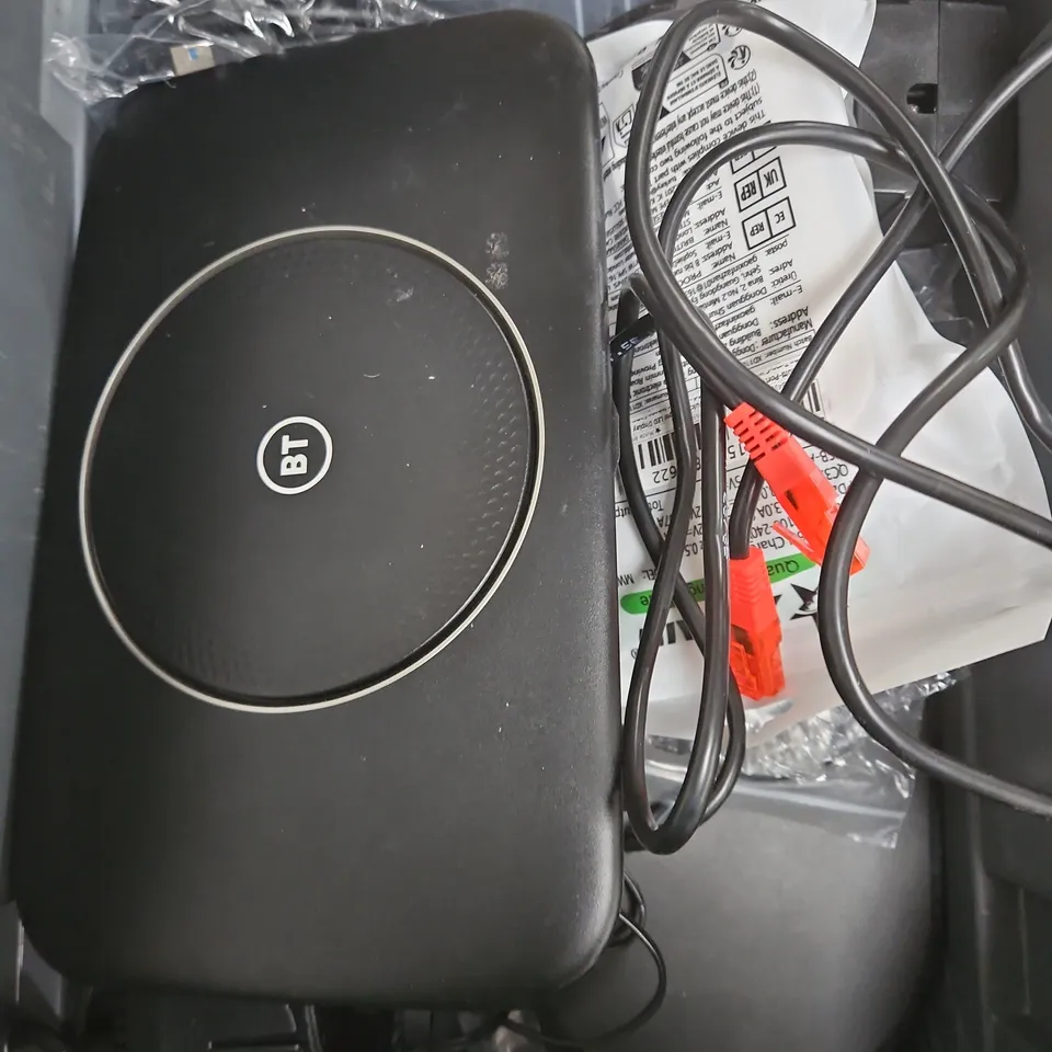 APPROXIMATELY 10 ASSORTED ELECTRICAL PRODUCTS TO INCLUDE REPLACEMENT REMOTES, ROUTERS, POWER SUPPLIES ETC