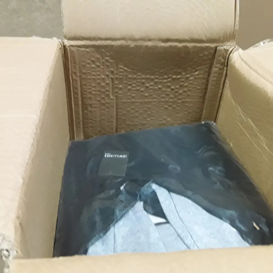 BOXED BRAND NEW JDWILLIAMS DENIM HOODED TRENCH SIZE 14 BLACK COLOUR APPROXIMATELY 5 PIECES 