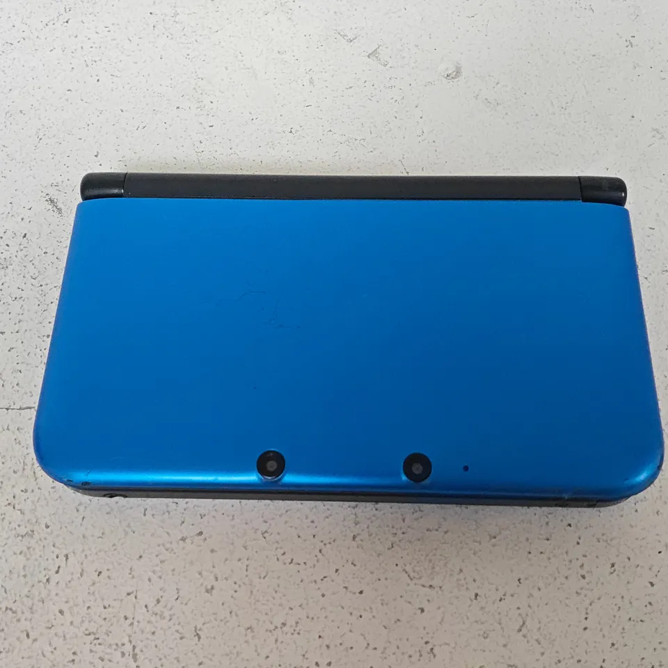 UNBOXED NINTENDO 3DS XL IN BLUE