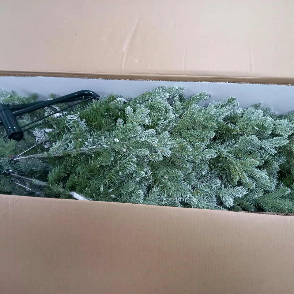 SANTA'S BEST 16 FUNCTION PRE-LIT DEWDROP CHRISTMAS TREE WITH REMOTE CONTROL - SNOW KISSED - 4 FOOT- COLLECTION ONLY