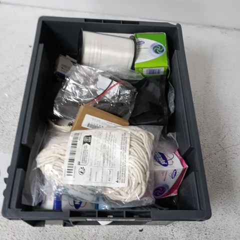 APPROXIMATELY 10 ASSORTED HOUSEHOLD ITEMS INCLUDING PET SHAVER, INCENSE CONES, METAL PARTS ETC. 