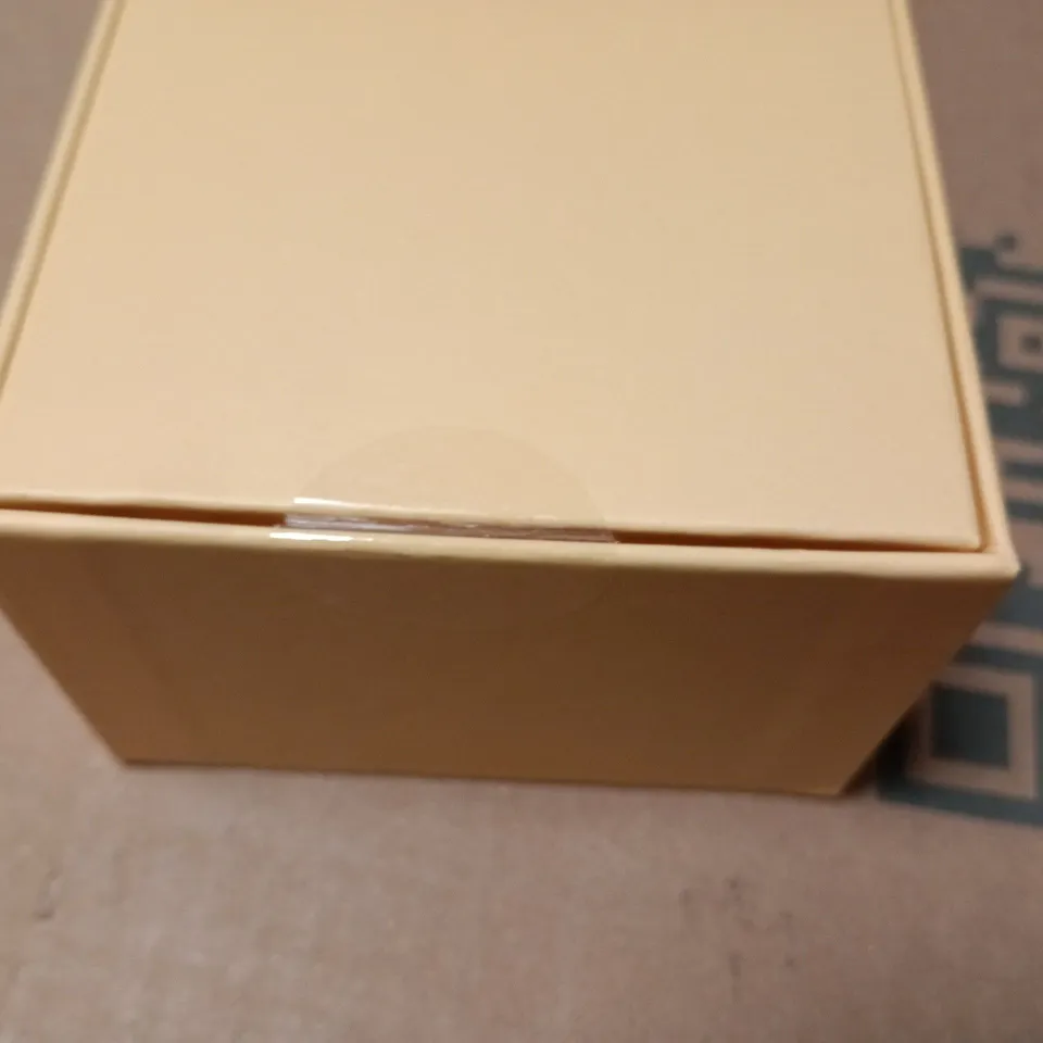 SEALED KNUDE SOCIETY WANDA SILIONE VIBRATOR - GOLDEN HAZE