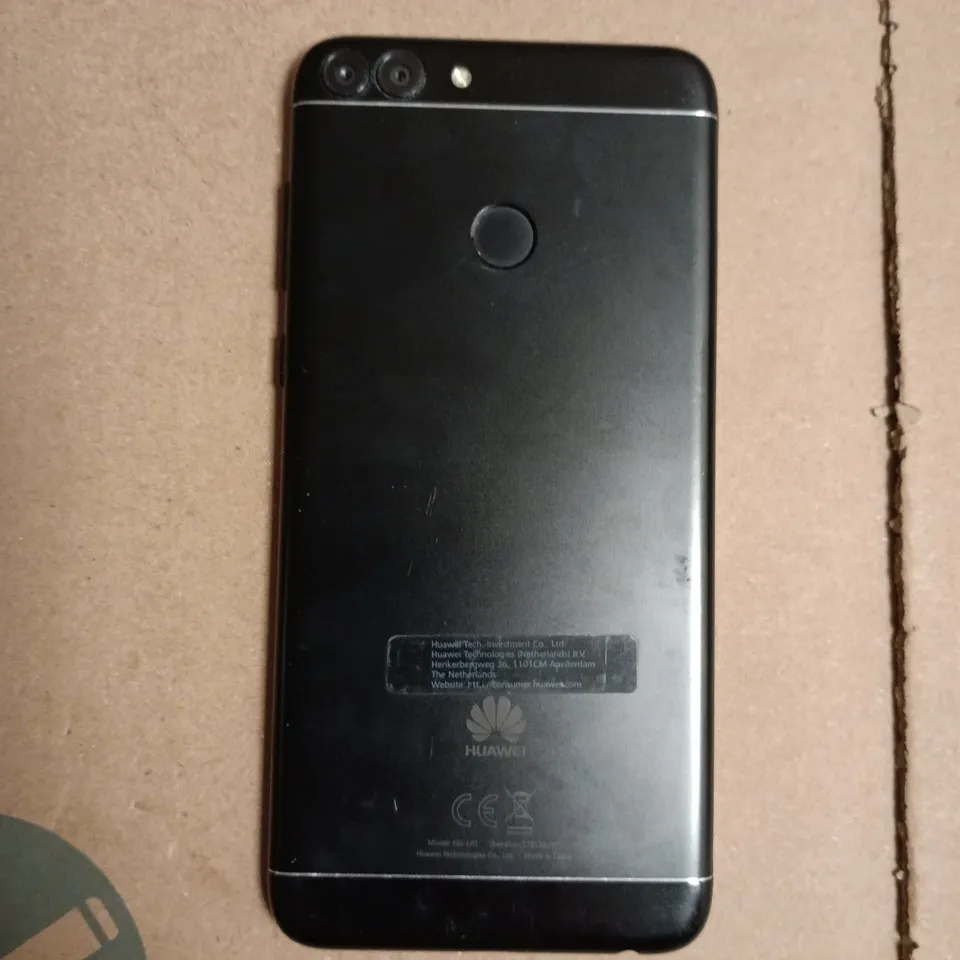 HUAWEI P SMART FIG-LX1