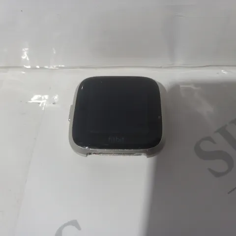 BOXED FITBIT VERSA LITE EDITION SMARTWATCH