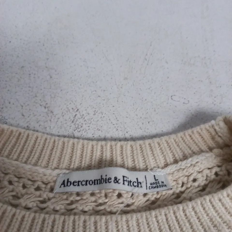 ABERCROMBIE & FITCH CREAM KNIT SWEATER – UK SIZE L