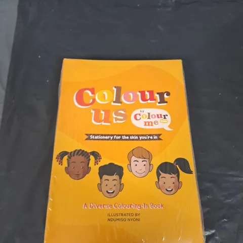 BOX OF APPROXIMATELY 125 COLOUR US BY COLOUR ME KIDS DIVERSE COLOURING BOOKS
