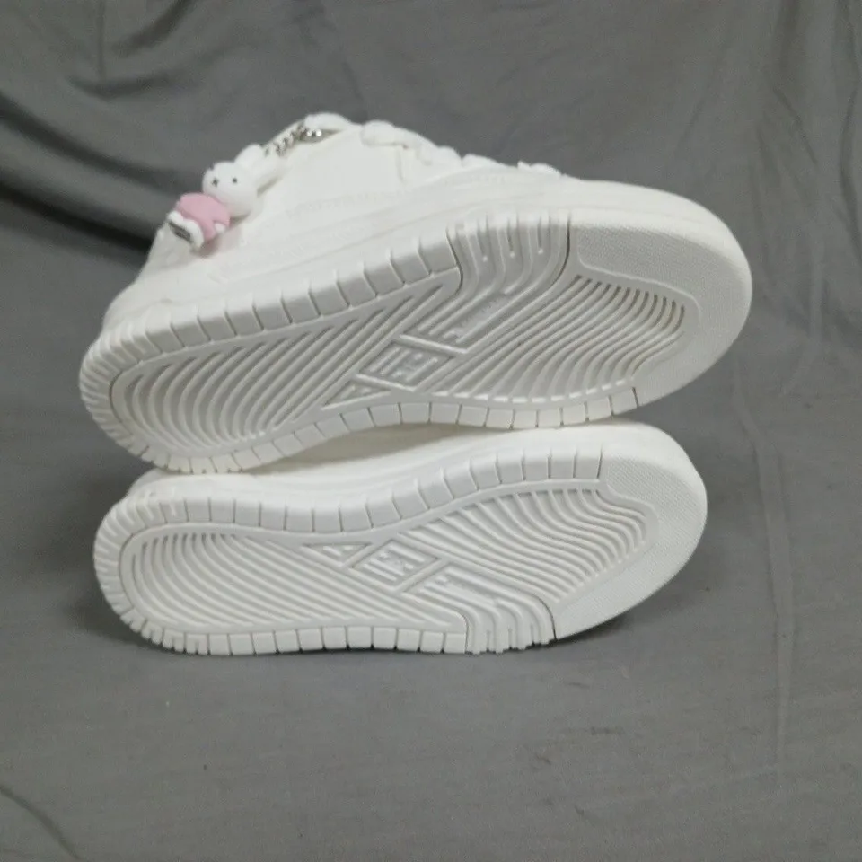 MIFFY X BERSHKA WHITE KIDS' TRAINERS – UK 2