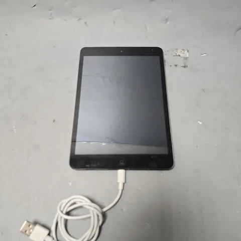 APPLE IPAD A1432 