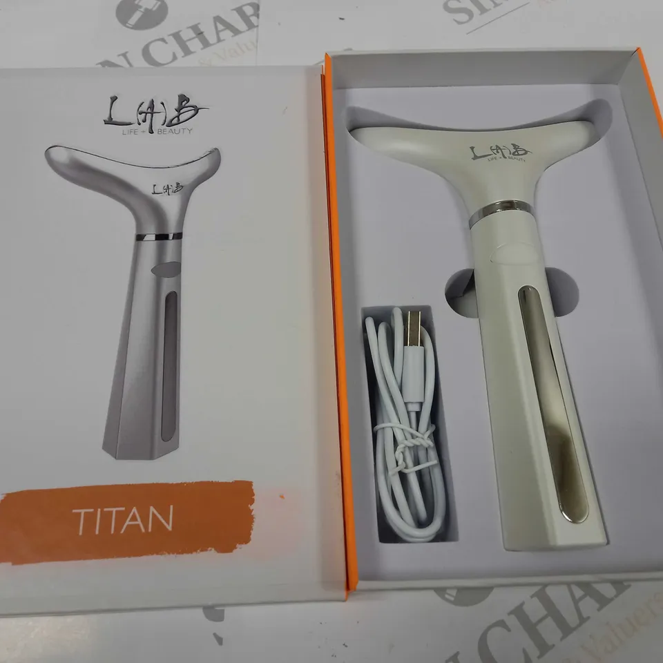 BOXED LAB TITAN LIFTING AND ANTI AGEING SYSTEM 