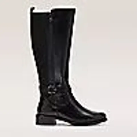 MODA IN PELLE SHARLA KNEE HIGH BOOT SIZE 6