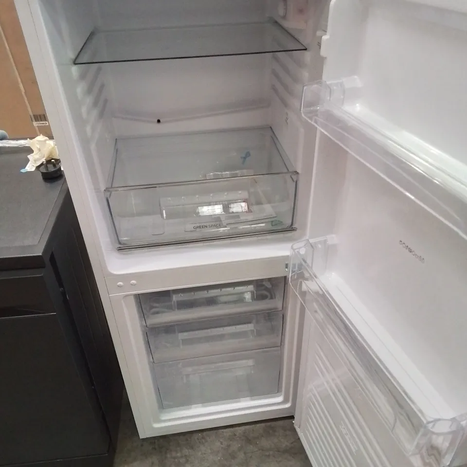 HOOVER 50/50 FRIDGE FREEZER 185L IN WHITE -COLLECTION ONLY-