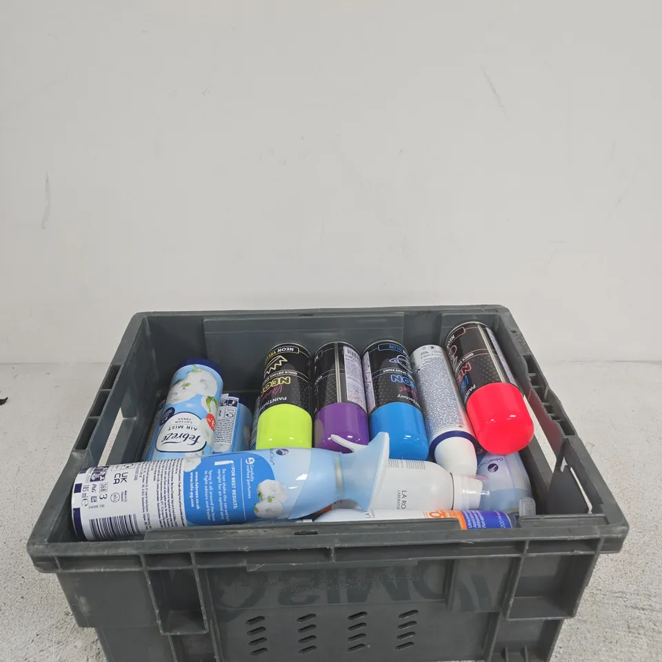 APPROXIMATELY 20 ASSORTED ITEMS INCLUDING DOVE LONG LASTING FRAGRANCE, PAINT FACTORY QUICK DRYING SPRAY PAINT AND LA ROCHE-POSAY UV SPORT