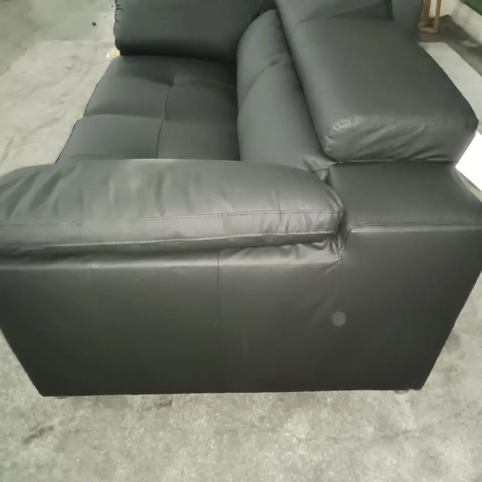 DESIGNER BLACK LEATHER BRADY 2 SEATER SOFA WITH ADJUSTABLE HEADRESTS  RRP £899