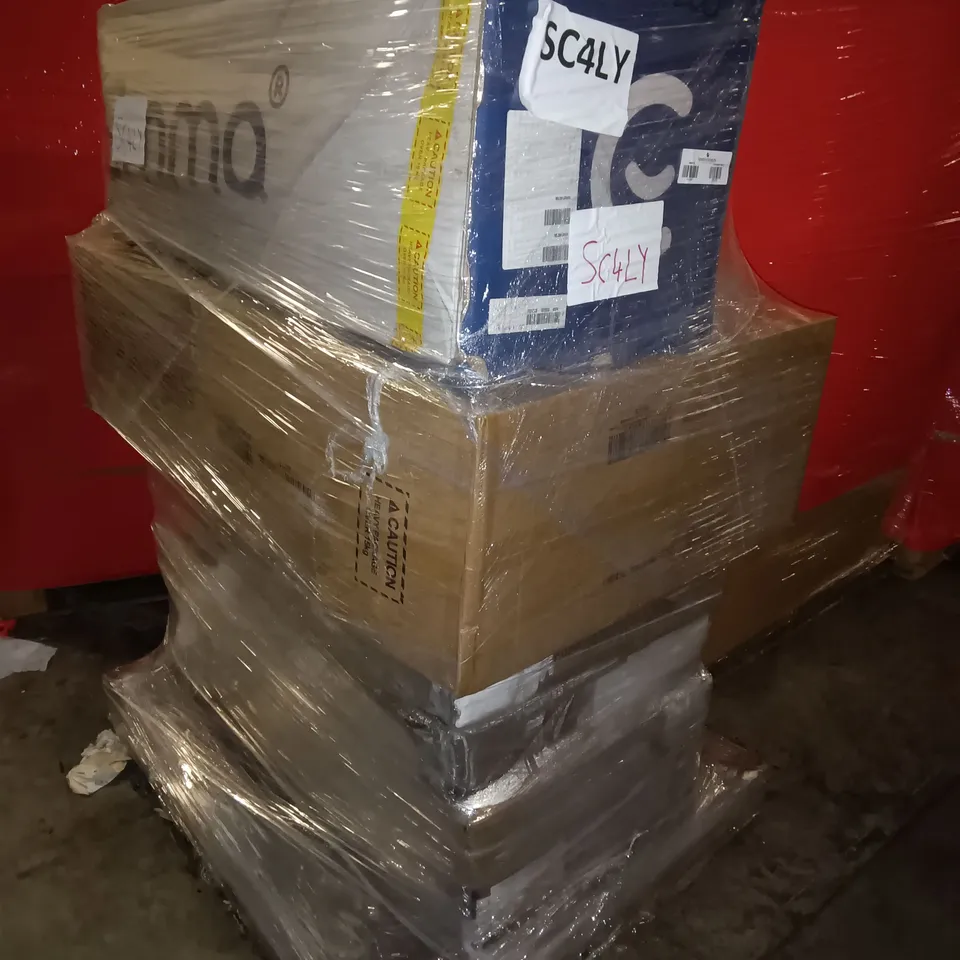 PALLET OF ASSORTED ITEMS TO INCLUDE ROLLED MATTRESSES 