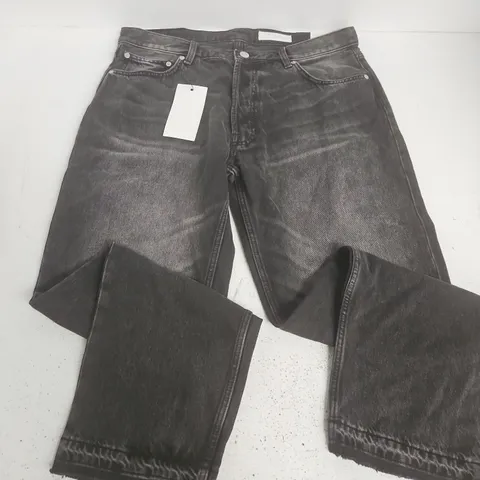 ZARA STRAIGHT LEG JEANS IN WASHED BLACK - EUR 44
