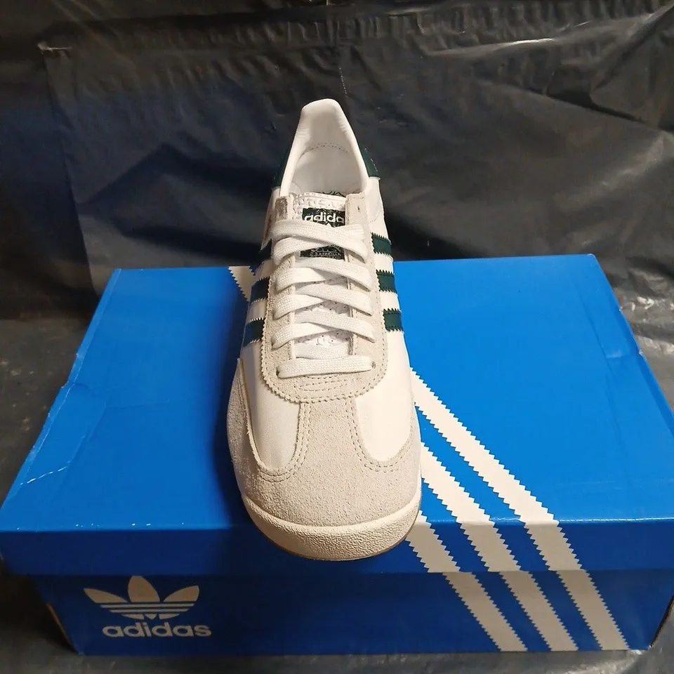 ADIDAS SL72 SNEAKERS – WHITE WITH DARK GREEN THREE-STRIPES UK SIZE 8.5