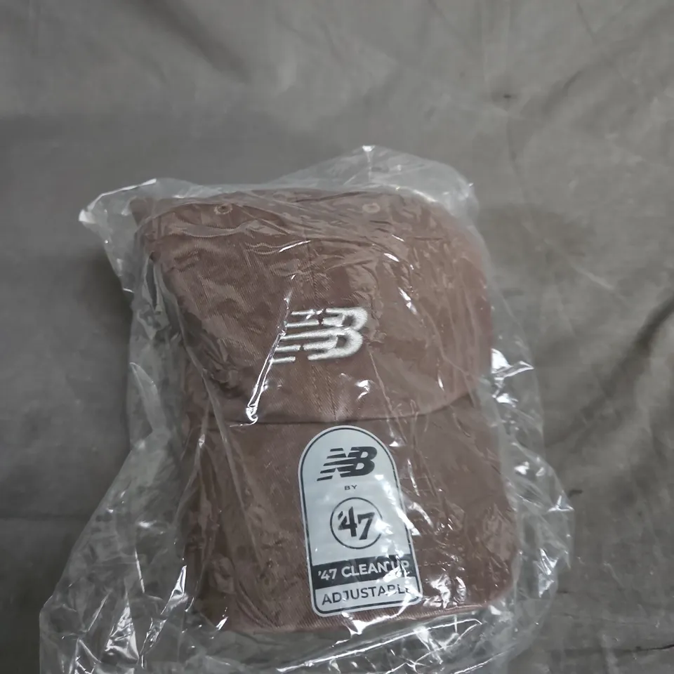 BAGGED NEW BALANCE CAP