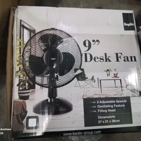 BOXED 9" DESK FAN IN BLACK 