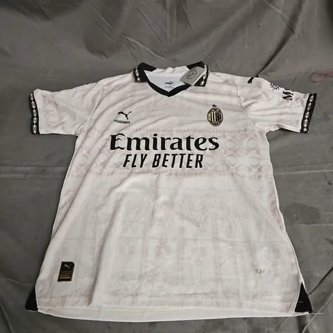 PUMA ACM SHIRT IN MULTI SIZE M