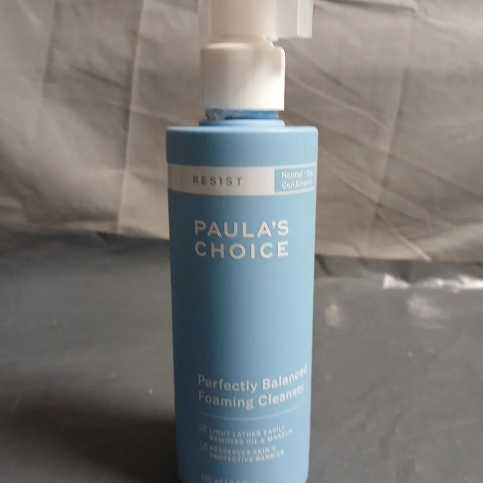 PAULA'S CHOICE RESIST PERFECTLY BALANCED FOAMING CLEANSER – 190ML