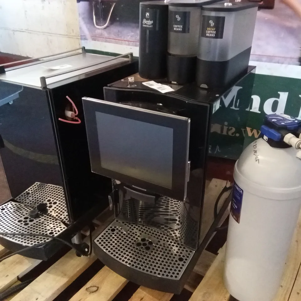 FRANKE FM750 COMMERCIAL AUTOMATIC COFFEE BEAN ESPRESSO MACHINE WITH MILK FRIDGE 