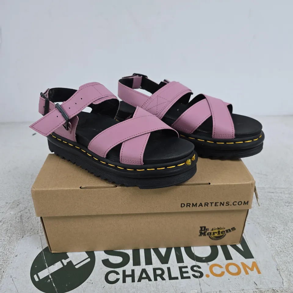 DR MARTENS VOSS II DUSTY ROSE UK 4 BOXED