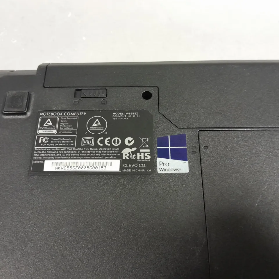 ERGO NOTEBOOK COMPUTER W655SZ 