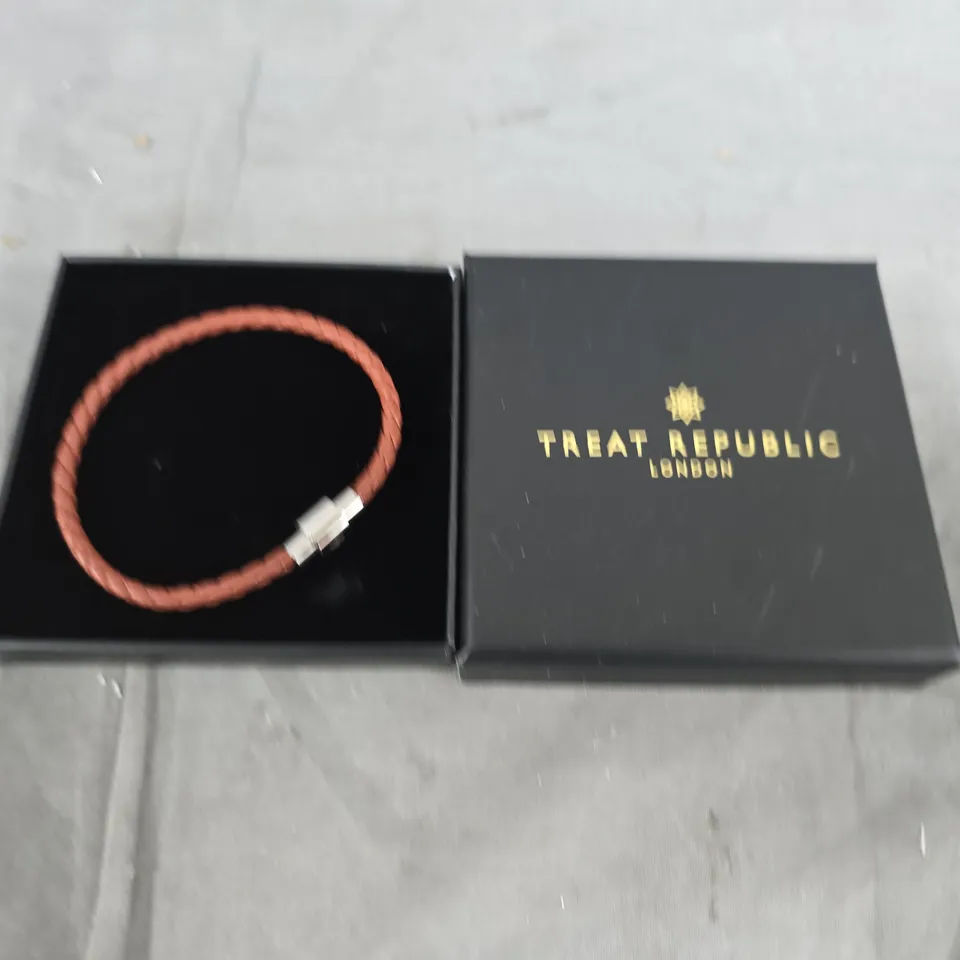 TREAT REPUBLIC LONDON BRACELET