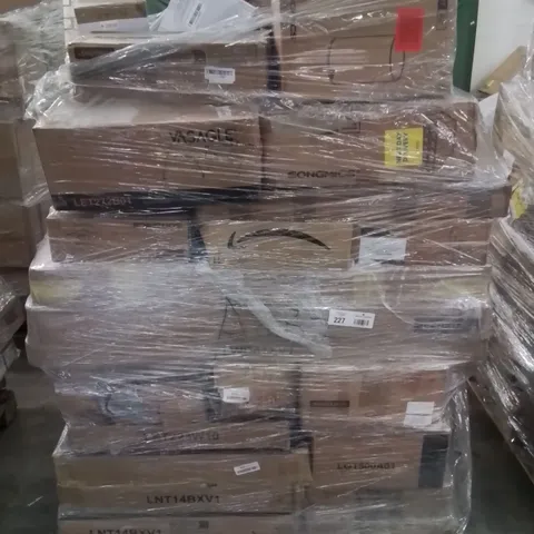 MIXED PALLET OF VARIOUS HOUSEHOLD ITEMS TO INCLUDE: DISH RACK, PHOTO FRAMES, SIDE TABLES ECT.